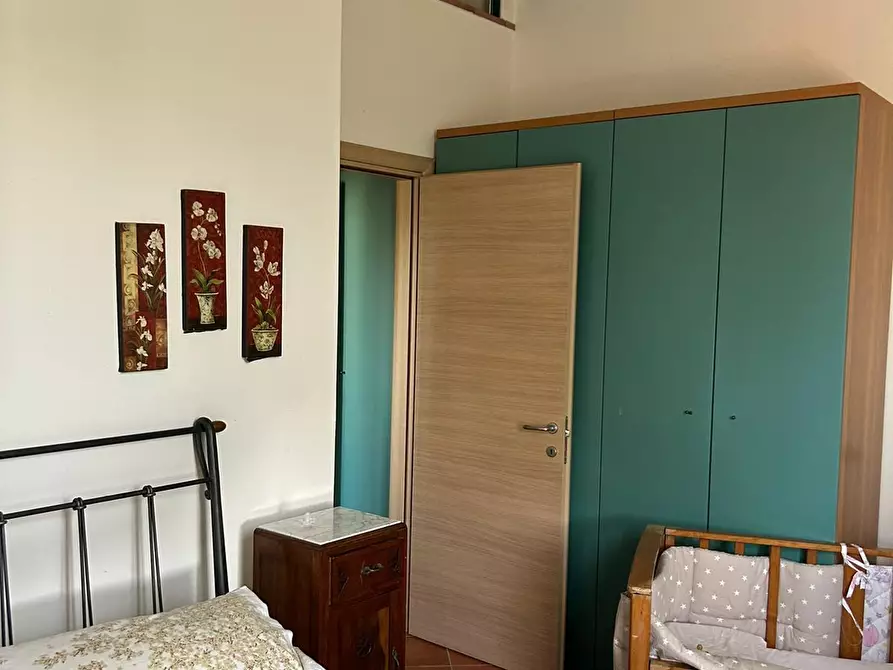 Immagine 4 di Villa in vendita  a Carrara