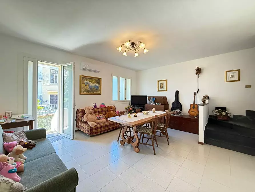 Immagine 9 di Terratetto in vendita  a Chianni