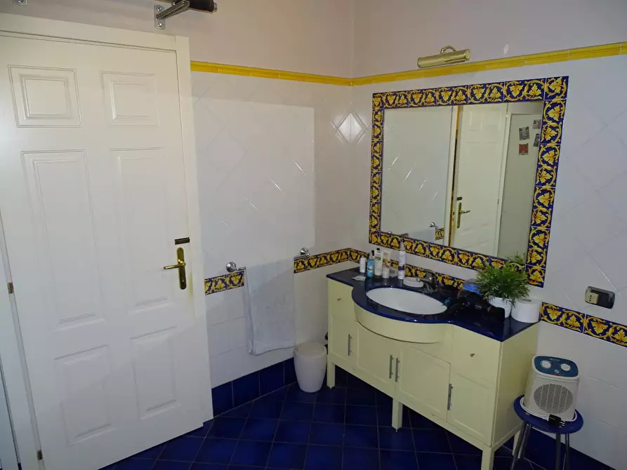 Immagine 16 di Appartamento in vendita  a Agliana