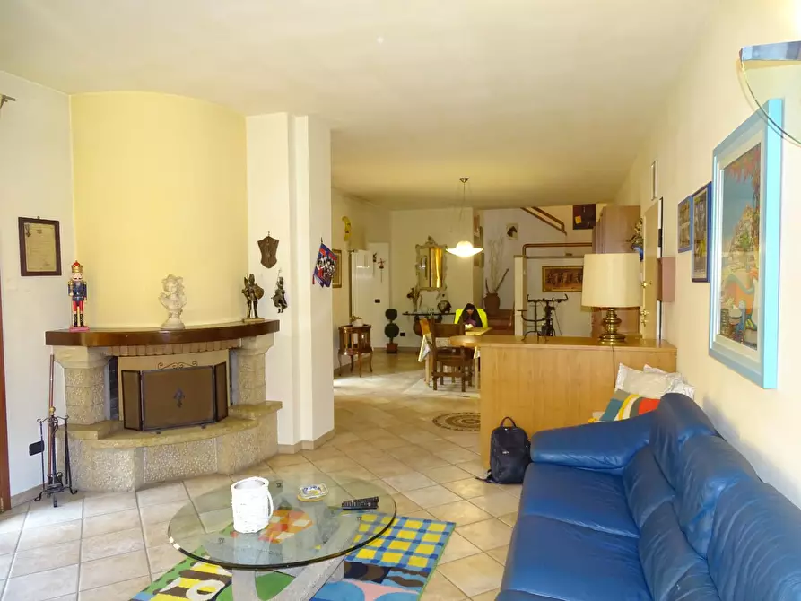 Immagine 1 di Appartamento in vendita  a Agliana