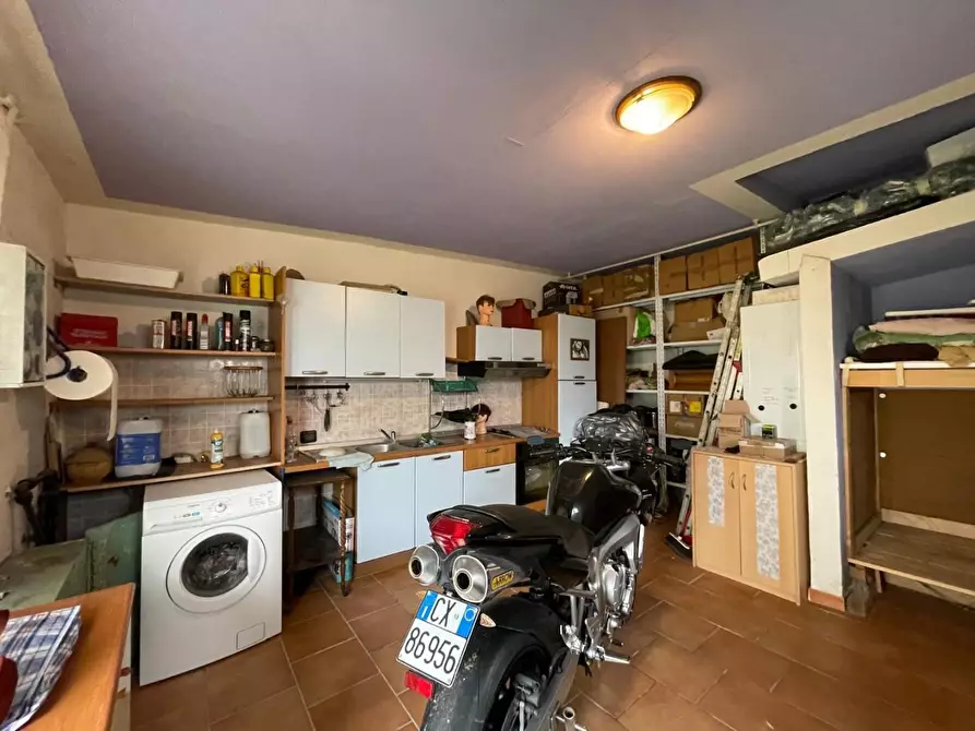 Immagine 16 di Appartamento in vendita  a Fucecchio