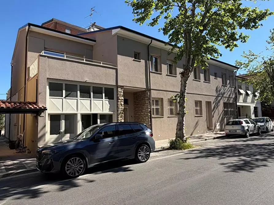Immagine 8 di Appartamento in vendita  a Cascina