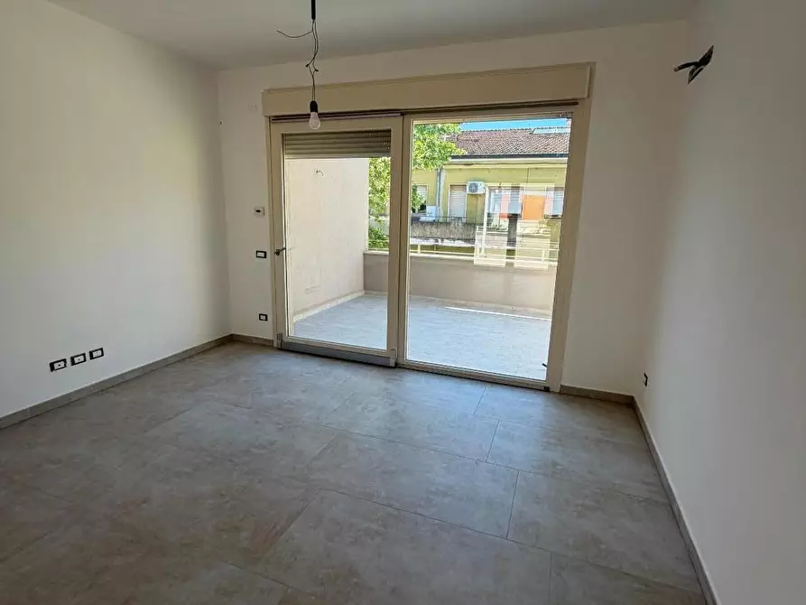 Immagine 11 di Appartamento in vendita  a Cascina