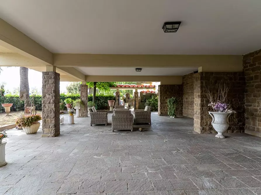 Immagine 32 di Villa in vendita  a Vinci