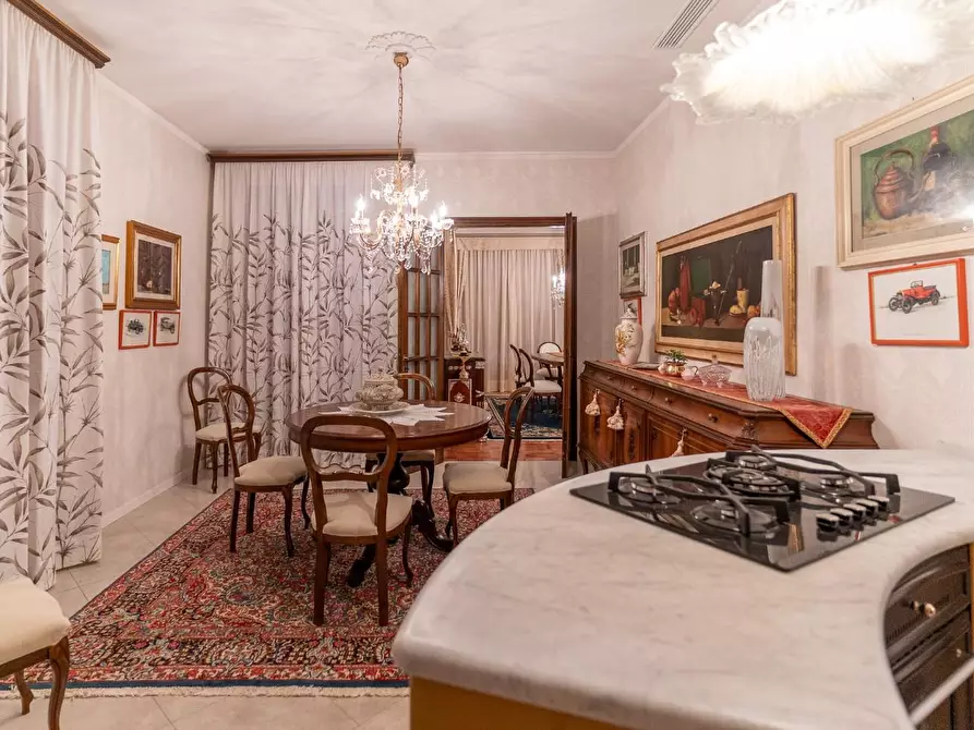 Immagine 16 di Villa in vendita  a Vinci