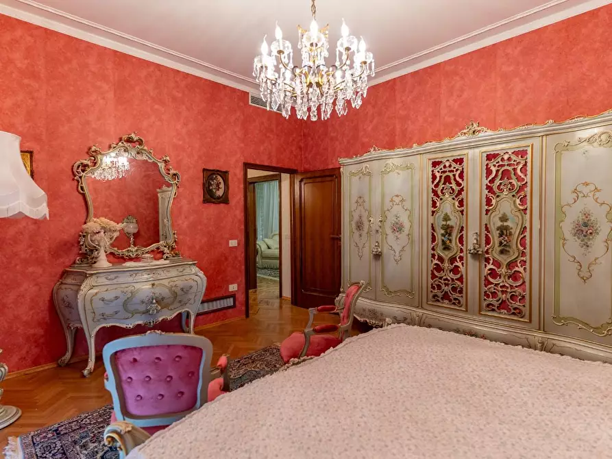 Immagine 25 di Villa in vendita  a Vinci