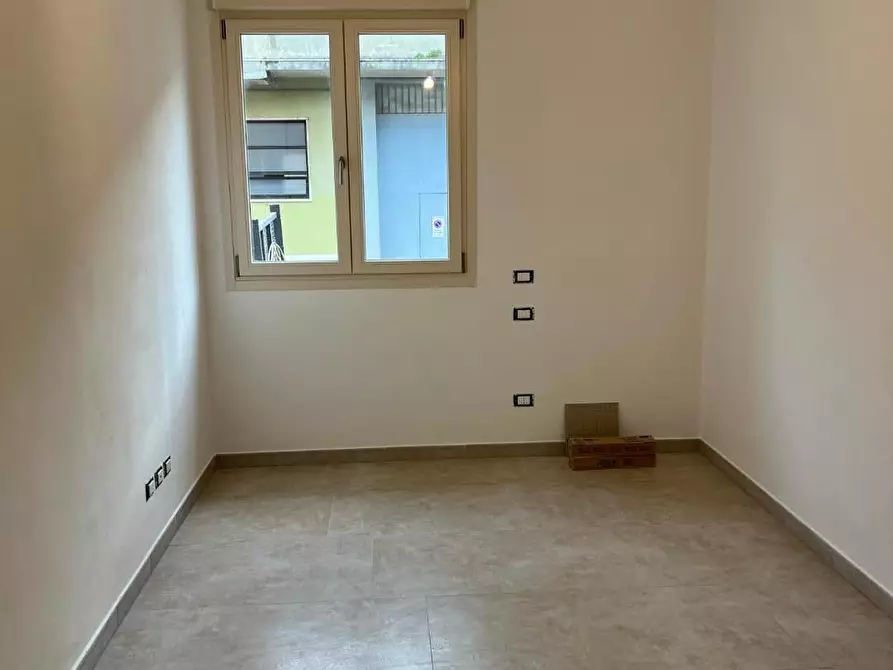 Immagine 11 di Appartamento in vendita  a Cascina