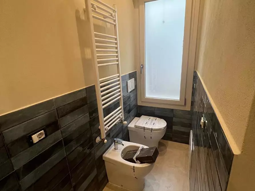 Immagine 8 di Appartamento in vendita  a Cascina