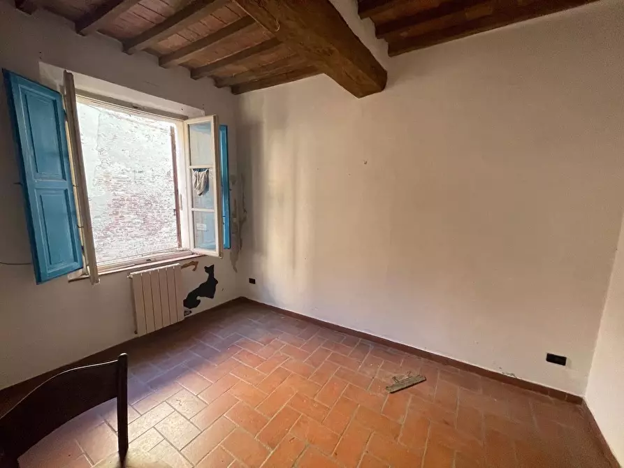 Immagine 25 di Palazzo in vendita  a Buonconvento