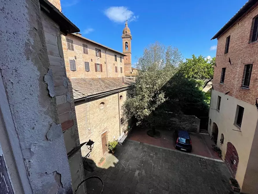 Immagine 57 di Palazzo in vendita  a Buonconvento