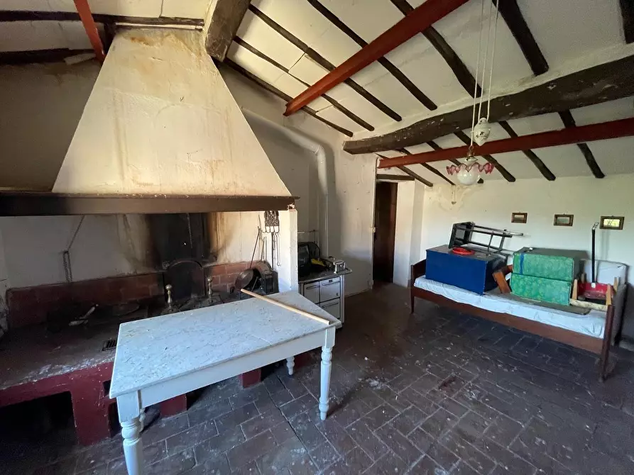 Immagine 69 di Palazzo in vendita  a Buonconvento
