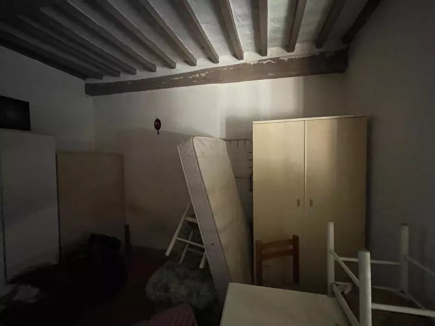 Immagine 46 di Palazzo in vendita  a Buonconvento