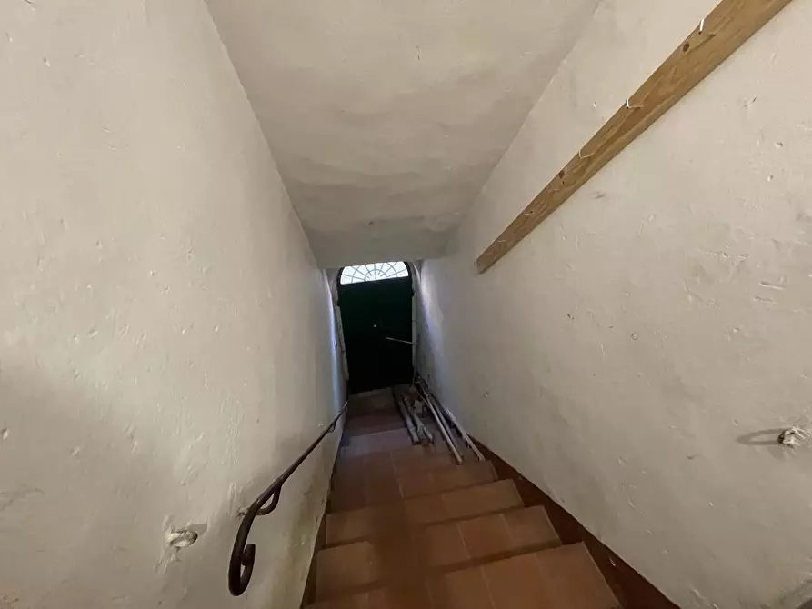 Immagine 38 di Palazzo in vendita  a Buonconvento
