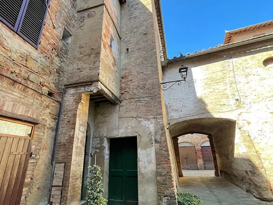 Immagine 78 di Palazzo in vendita  a Buonconvento