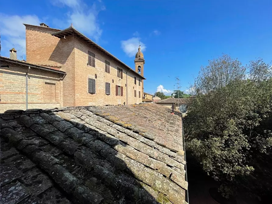 Immagine 43 di Palazzo in vendita  a Buonconvento