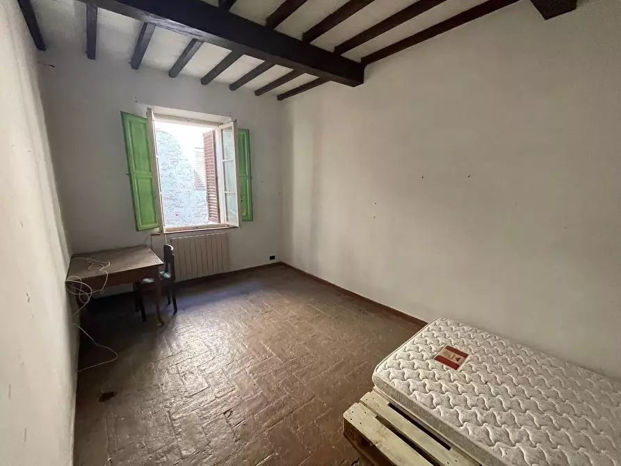 Immagine 16 di Palazzo in vendita  a Buonconvento