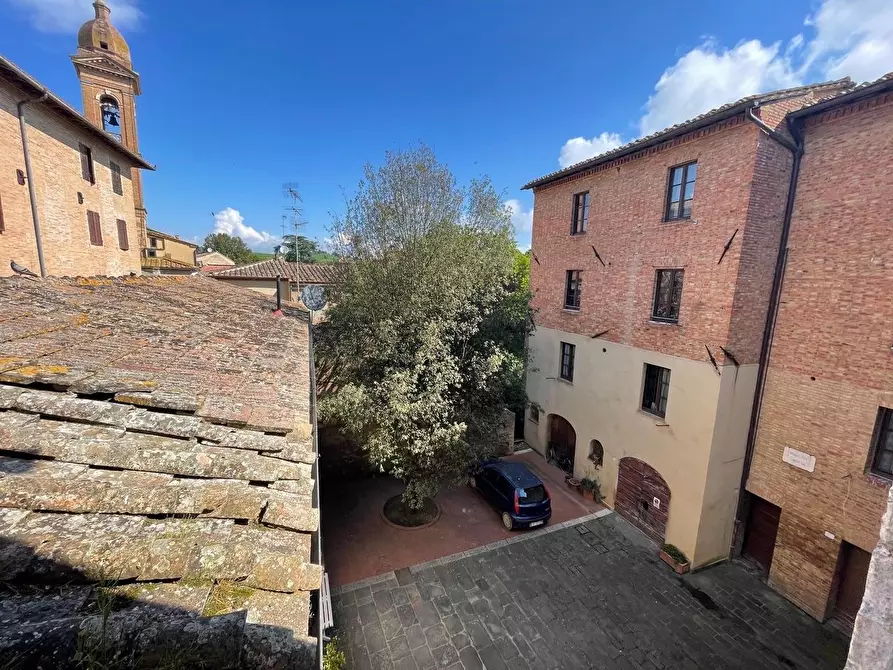 Immagine 42 di Palazzo in vendita  a Buonconvento