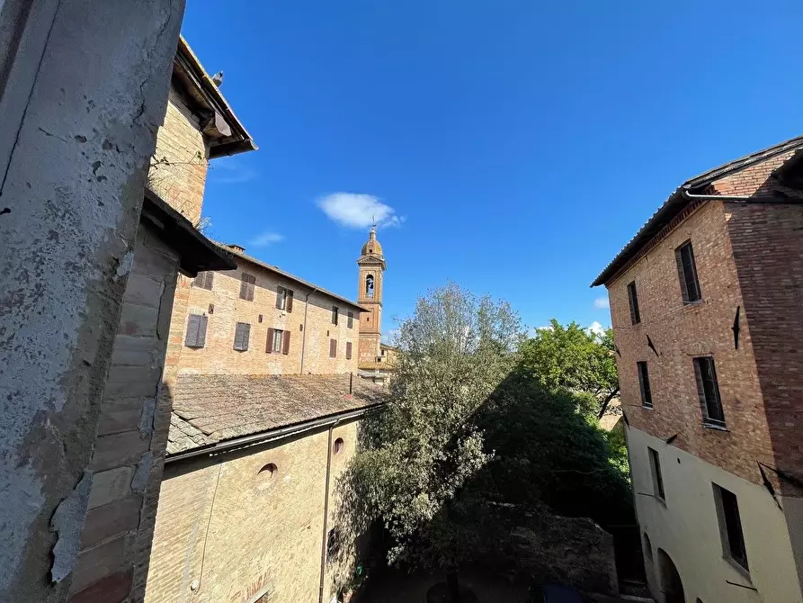 Immagine 56 di Palazzo in vendita  a Buonconvento