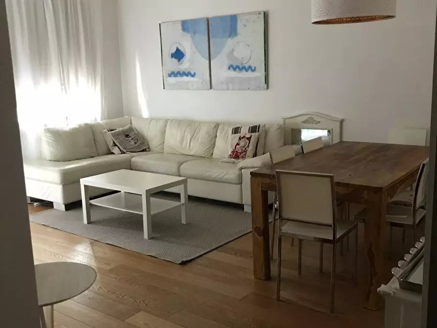 Immagine 7 di Appartamento in vendita  a Carrara