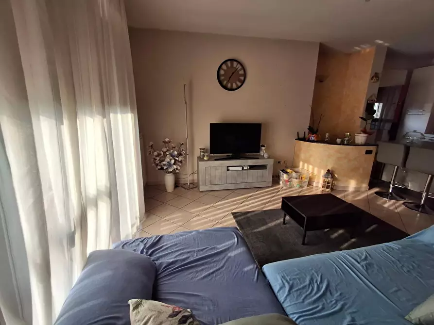 Immagine 7 di Appartamento in vendita  a Capraia E Limite