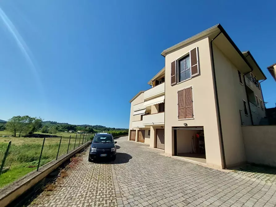 Immagine 19 di Appartamento in vendita  a Montopoli In Val D'arno