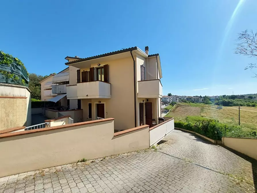 Immagine 23 di Appartamento in vendita  a Montopoli In Val D'arno