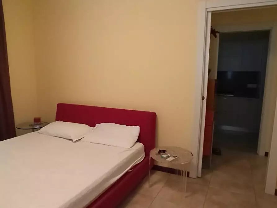 Immagine 26 di Casa bifamiliare in affitto  a Camaiore