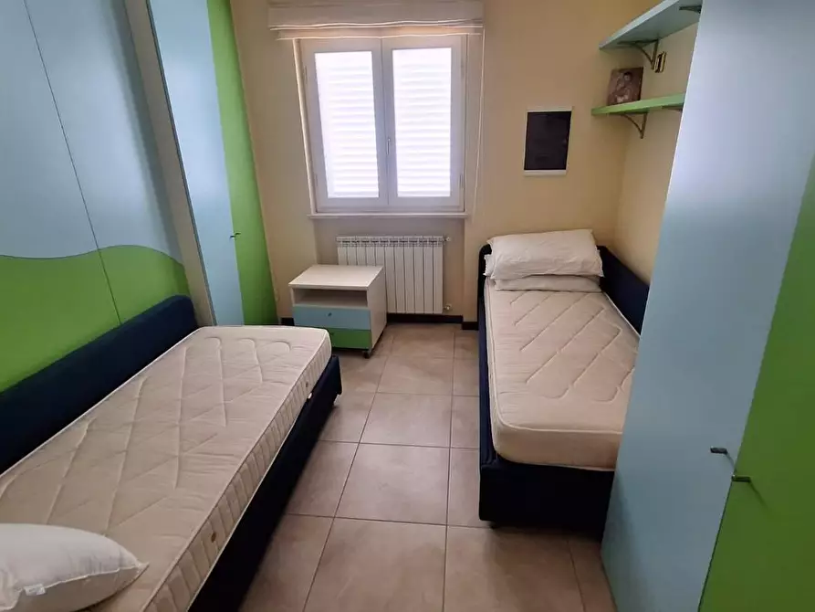 Immagine 12 di Casa bifamiliare in affitto  a Camaiore