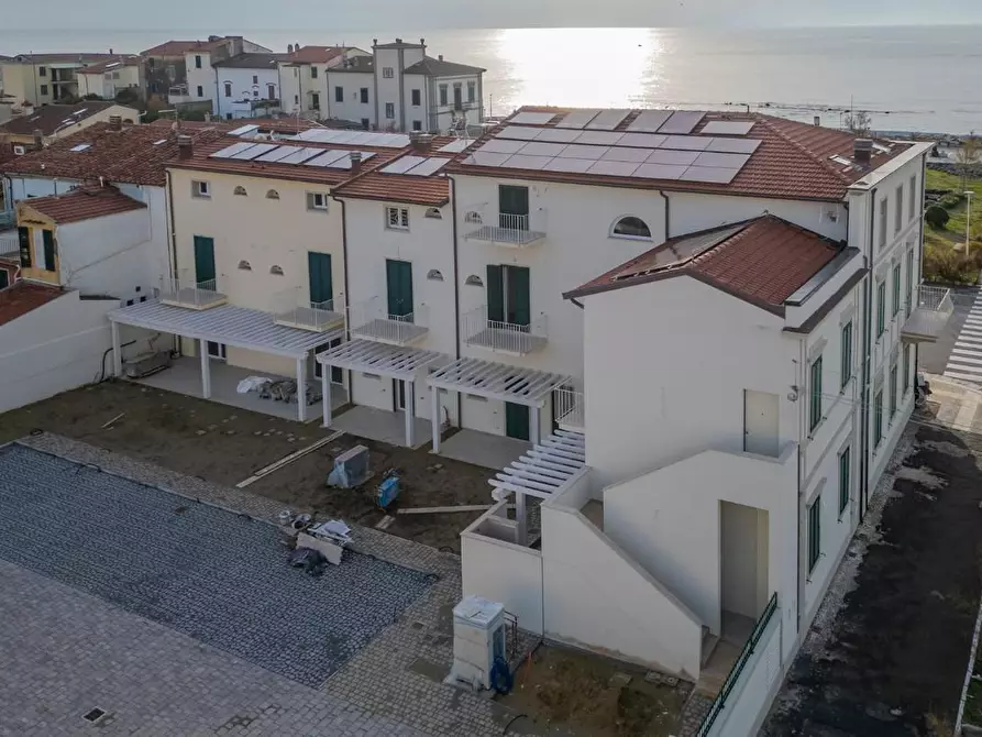 Immagine 5 di Appartamento in vendita  a Pisa