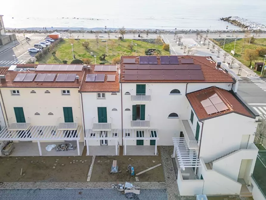 Immagine 7 di Appartamento in vendita  a Pisa