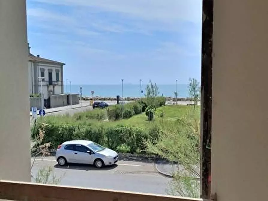 Immagine 15 di Appartamento in vendita  a Pisa