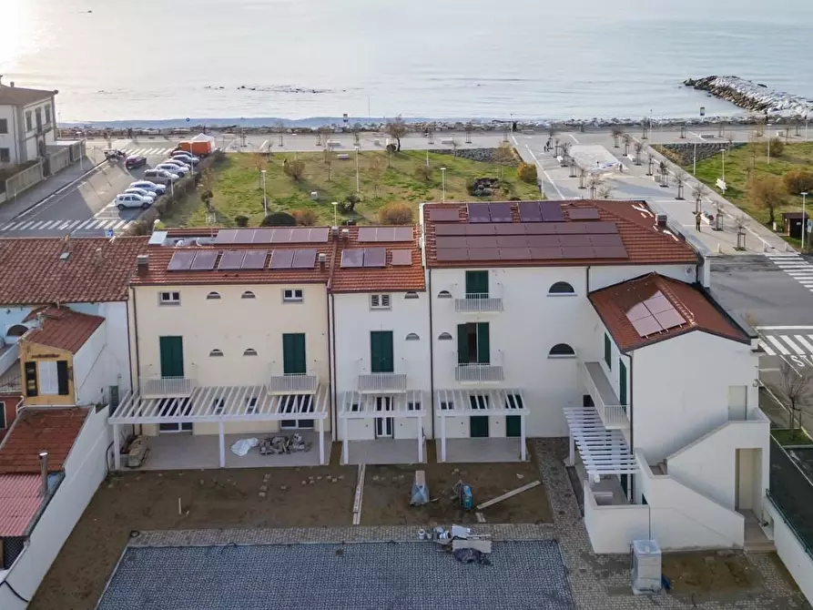 Immagine 17 di Appartamento in vendita  a Pisa