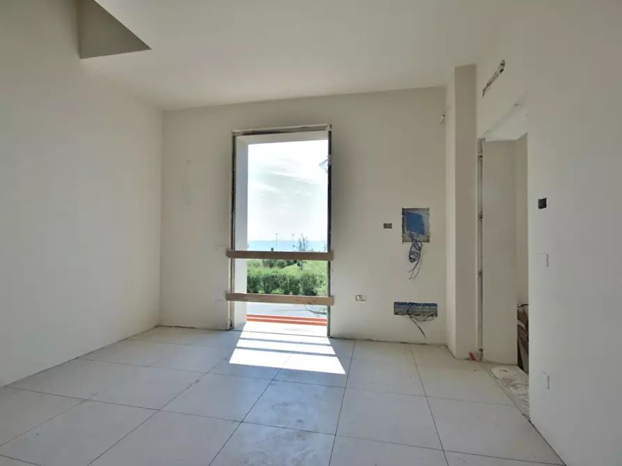 Immagine 9 di Appartamento in vendita  a Pisa