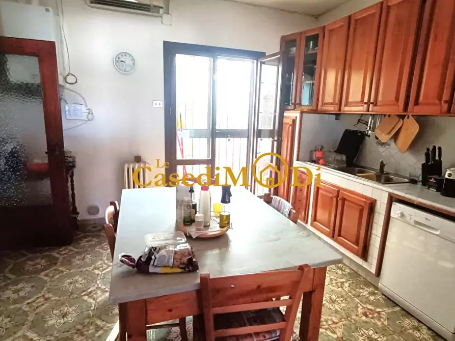 Immagine 30 di Appartamento in vendita  a Livorno