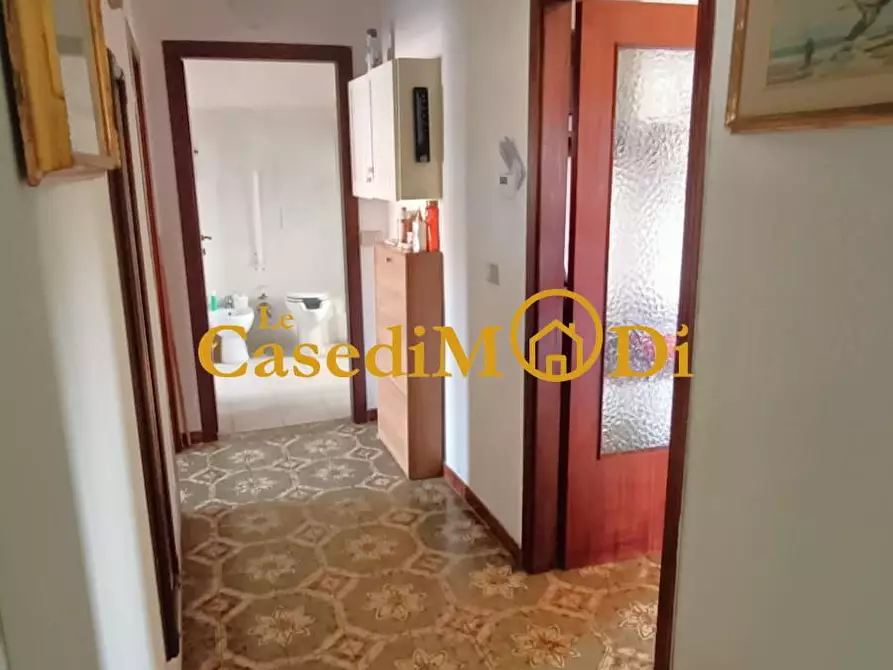 Immagine 28 di Appartamento in vendita  a Livorno