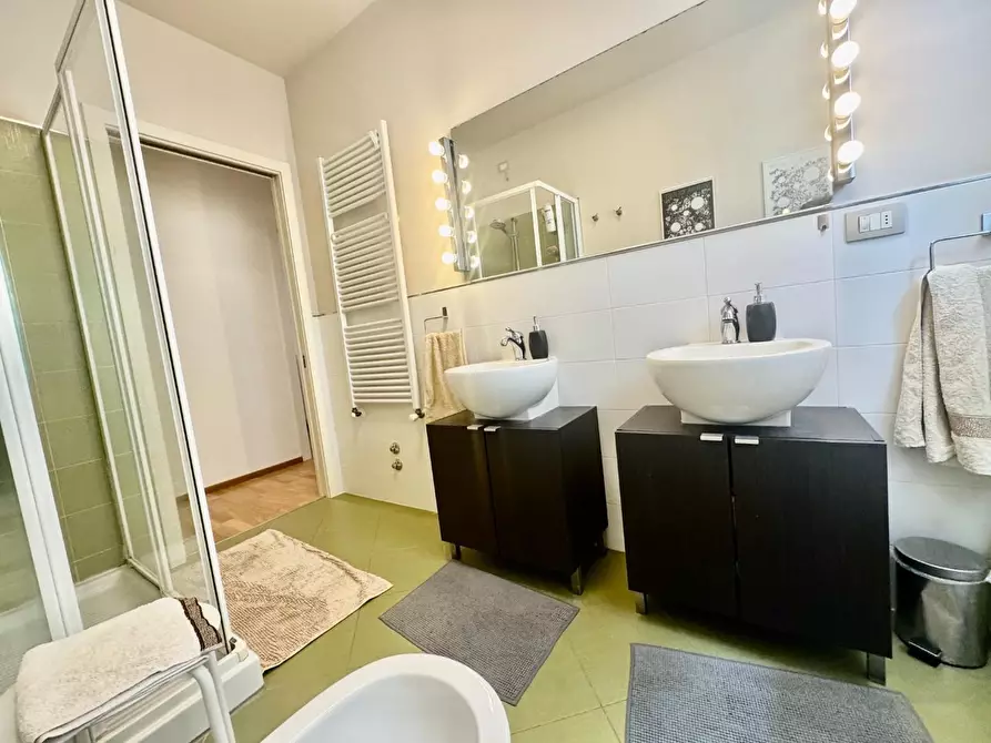 Immagine 17 di Appartamento in vendita  a Pontedera