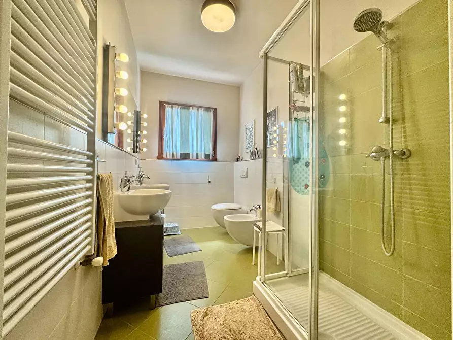 Immagine 16 di Appartamento in vendita  a Pontedera