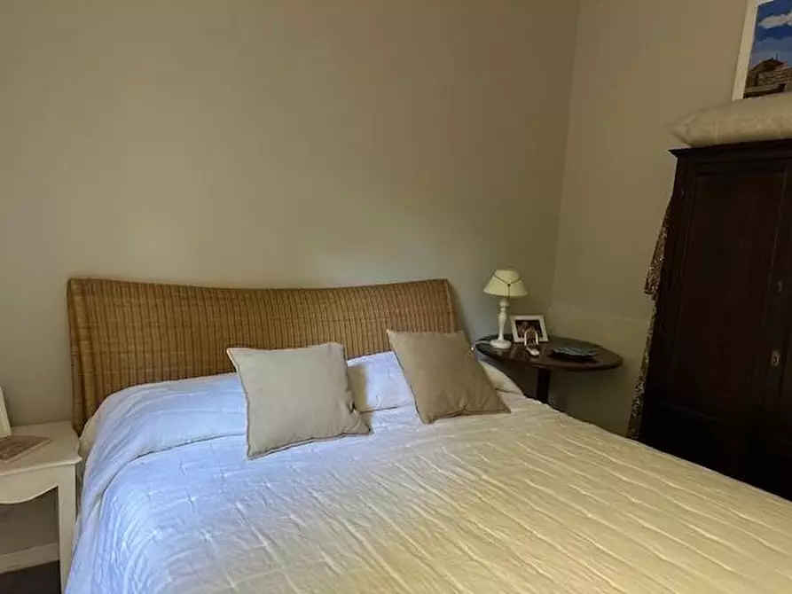 Immagine 11 di Appartamento in vendita  a Massa