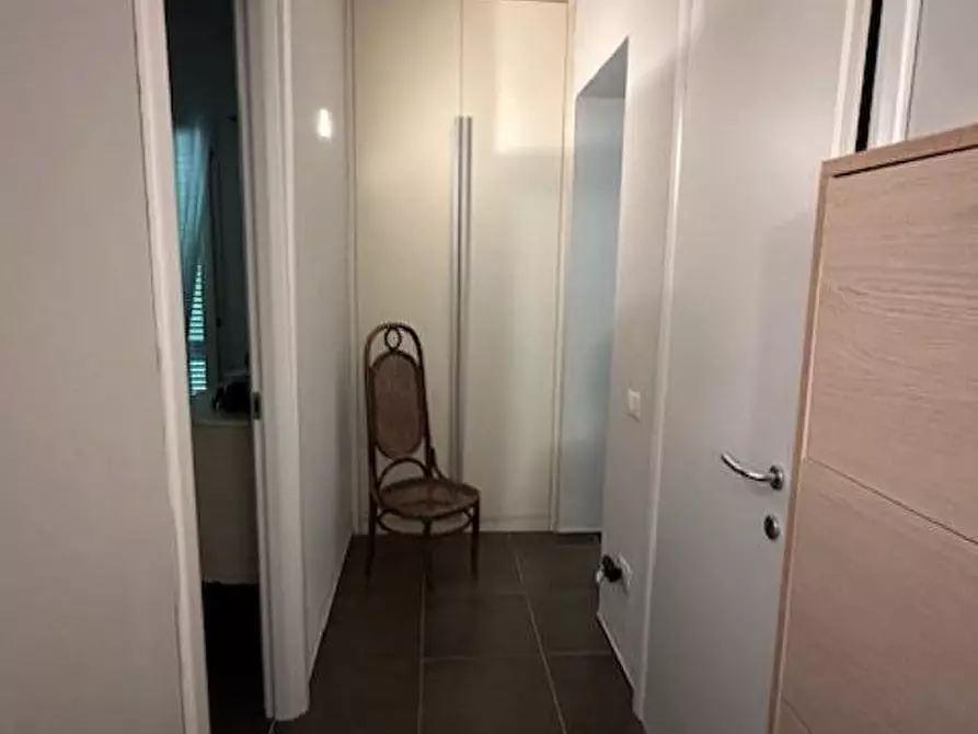 Immagine 21 di Appartamento in vendita  a Massa