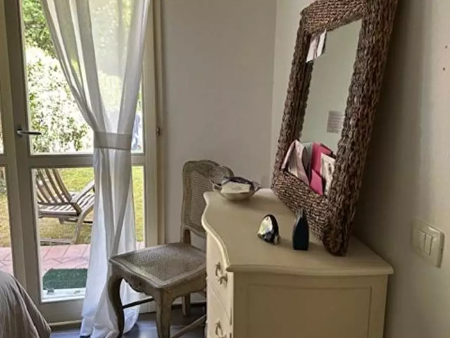 Immagine 18 di Appartamento in vendita  a Massa