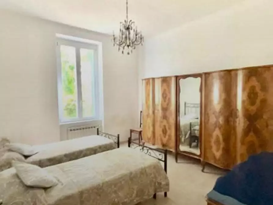 Immagine 24 di Casa indipendente in vendita  a Carrara