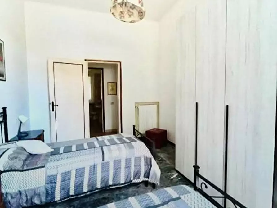 Immagine 26 di Casa indipendente in vendita  a Carrara