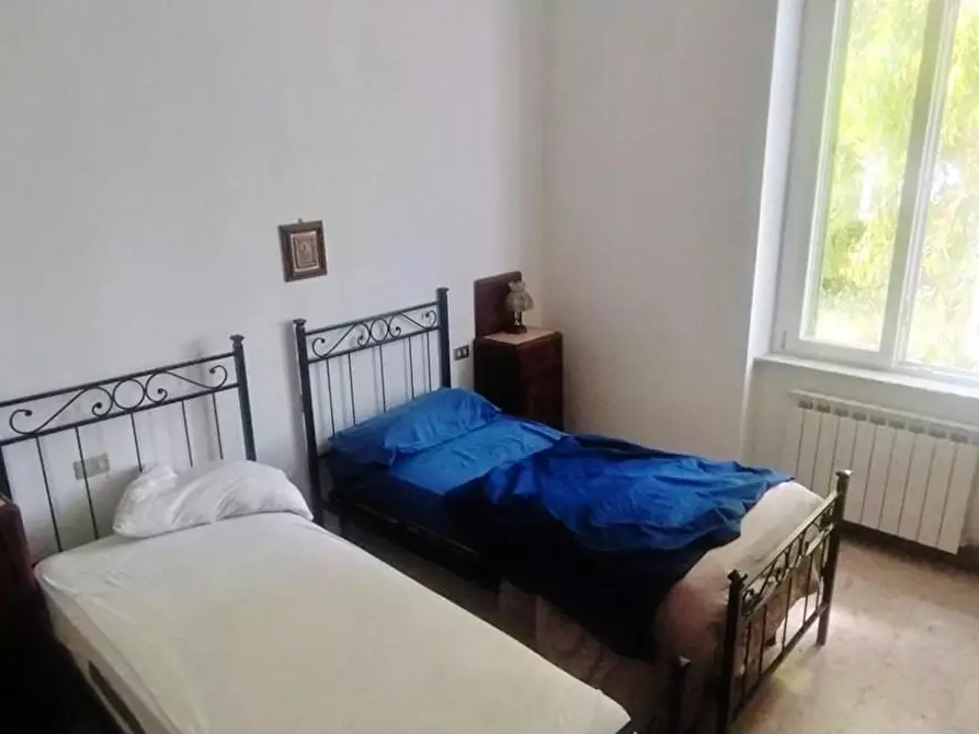 Immagine 27 di Casa indipendente in vendita  a Carrara