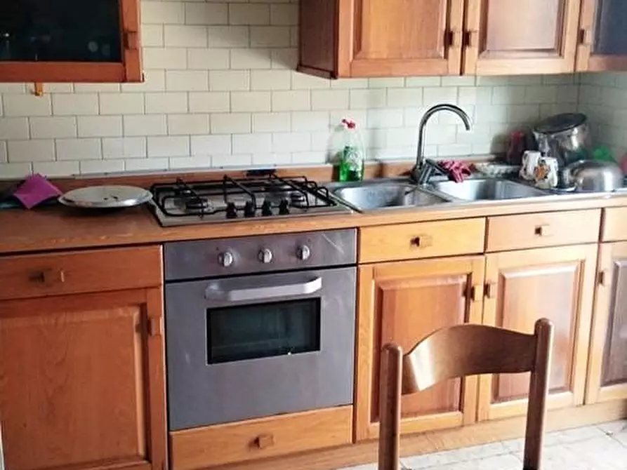 Immagine 15 di Casa indipendente in vendita  a Carrara