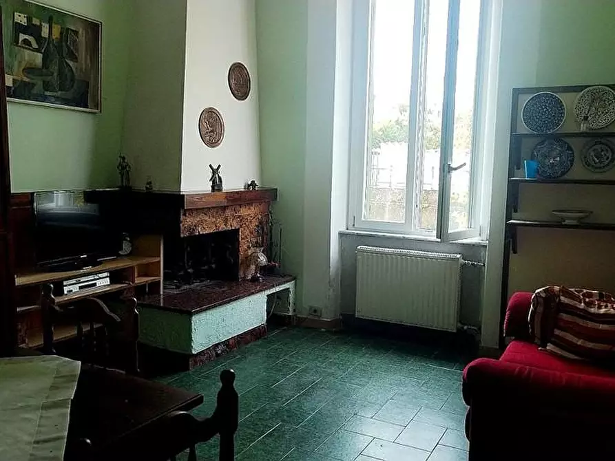 Immagine 13 di Casa indipendente in vendita  a Carrara