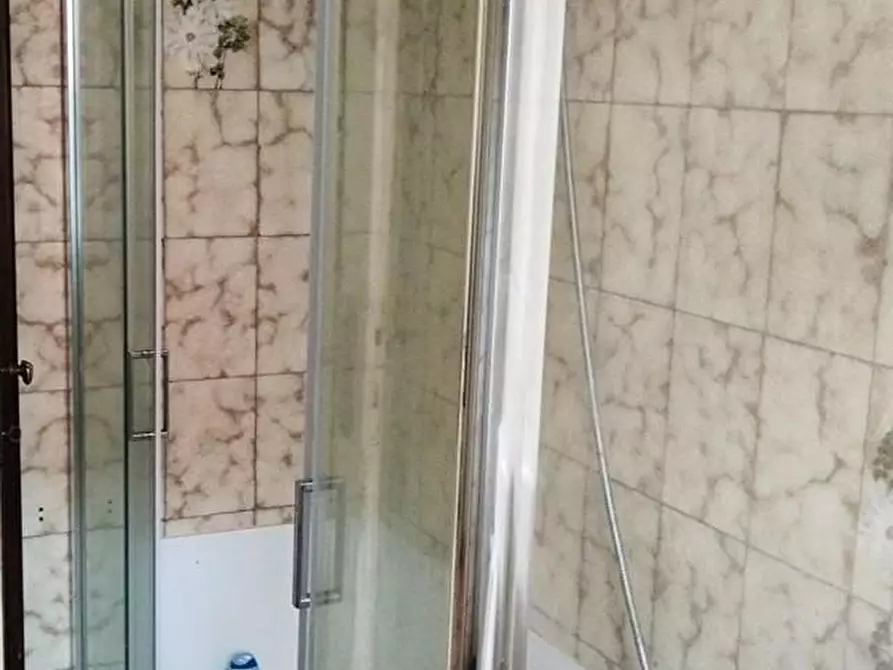 Immagine 23 di Casa indipendente in vendita  a Carrara