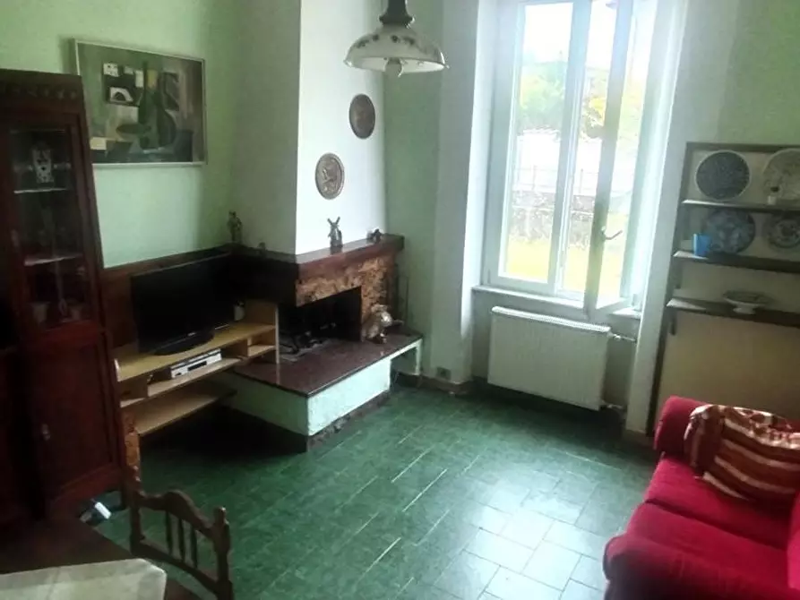 Immagine 12 di Casa indipendente in vendita  a Carrara