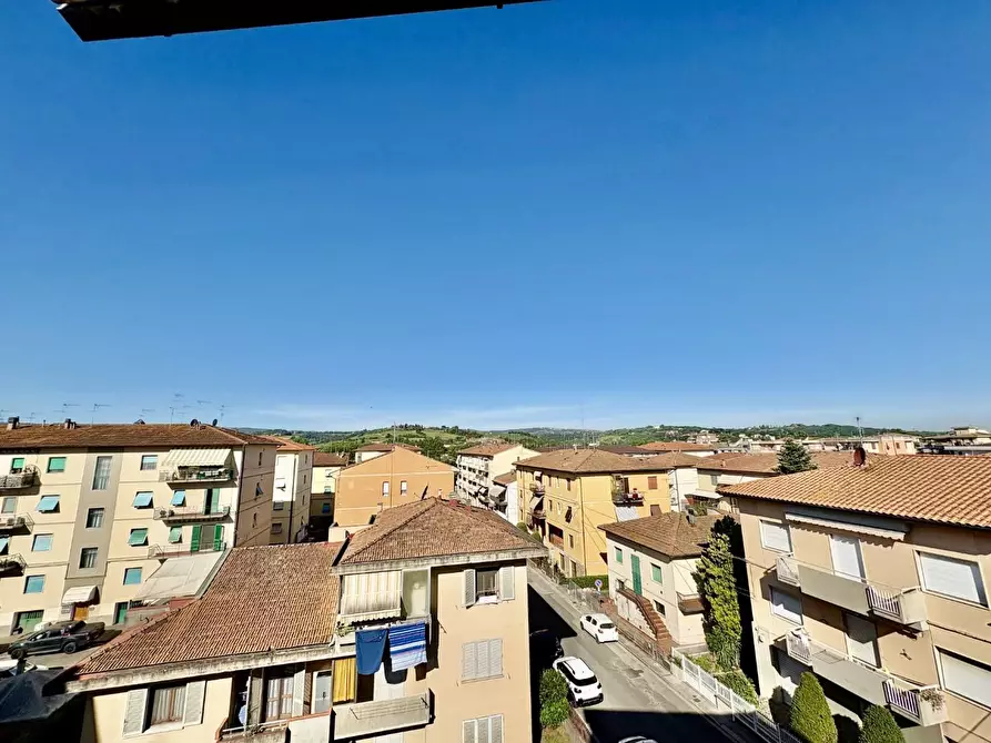 Immagine 13 di Appartamento in vendita  a Certaldo