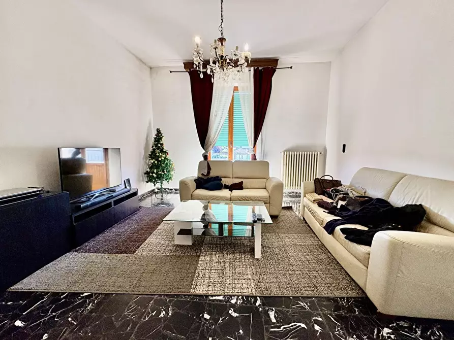 Immagine 2 di Appartamento in vendita  a Certaldo