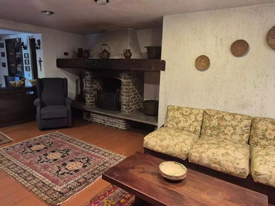 Immagine 13 di Casa bifamiliare in vendita  a Camaiore